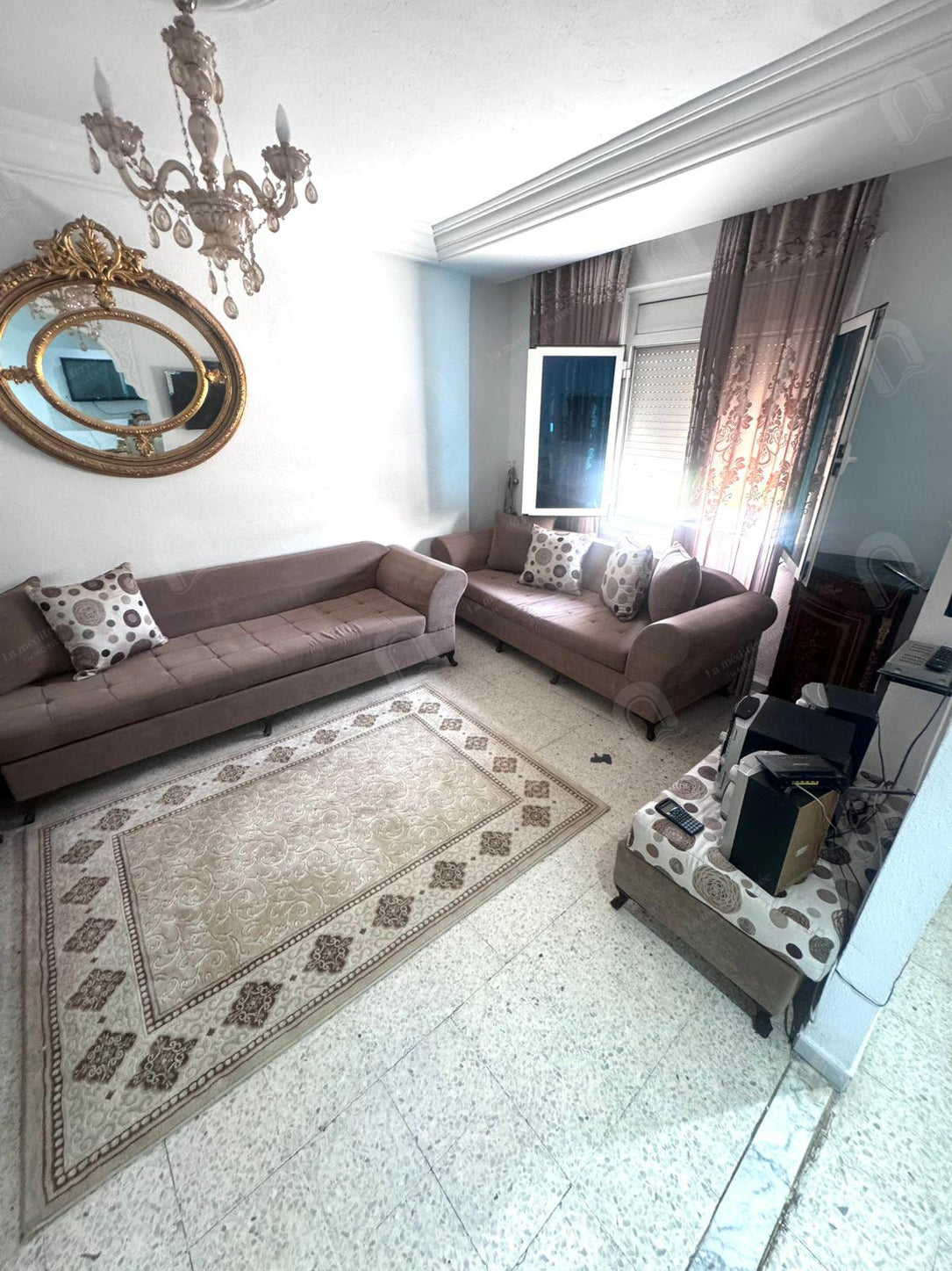 A louer étage de villa S+1 meublé au Bardo