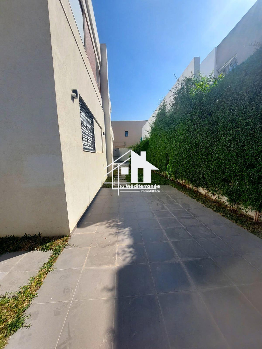 A louer villa S3 à chotrana 1