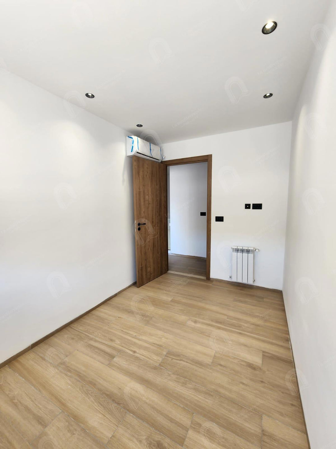 A vendre un duplex neuf de type s2 avec jardin