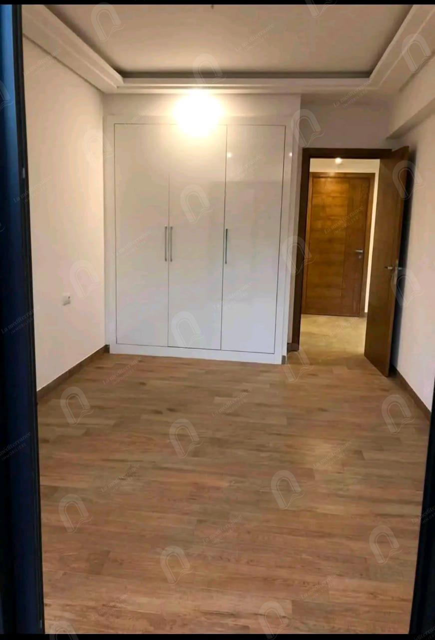 A louer un appartement S+1 à cité ennasr