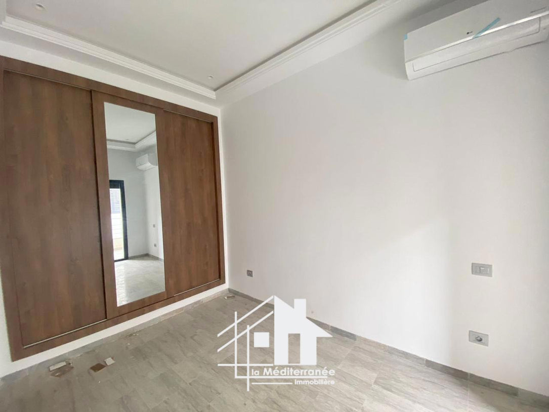 A vendre appartement S+1 à Ain Zaghouan Nord