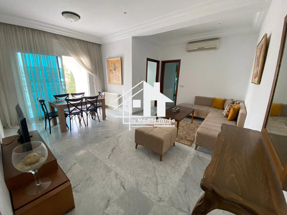 Un appartement S+2 meublé à louer au lac 2