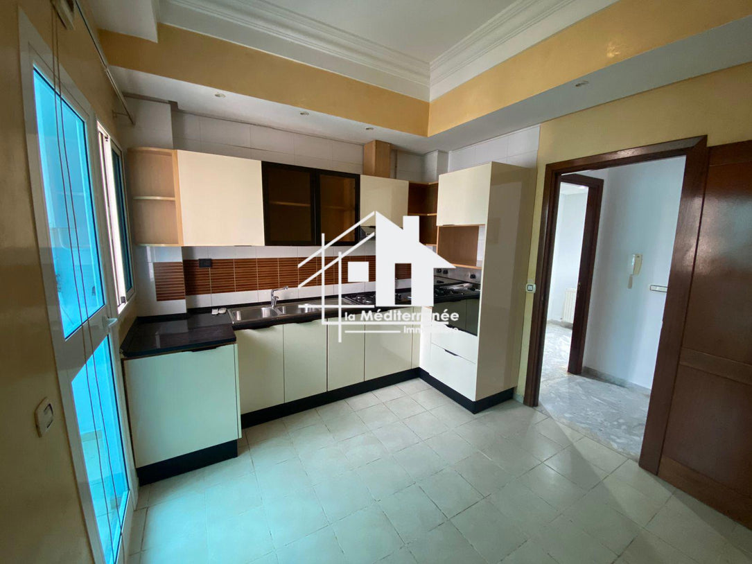 Un Appartement S+2 au lac 2