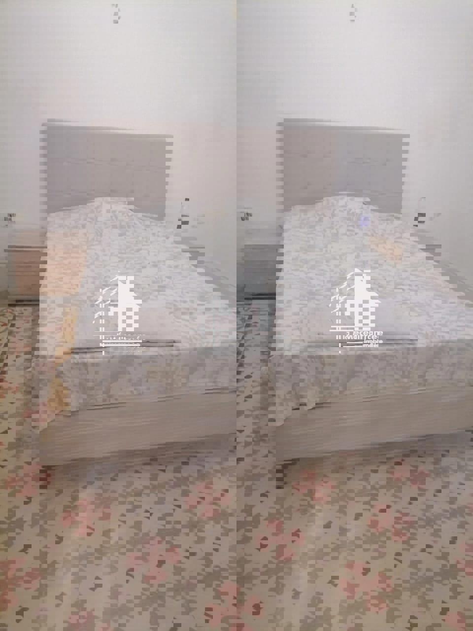 A louer rez de chaussée S+1 meublé à Franceville