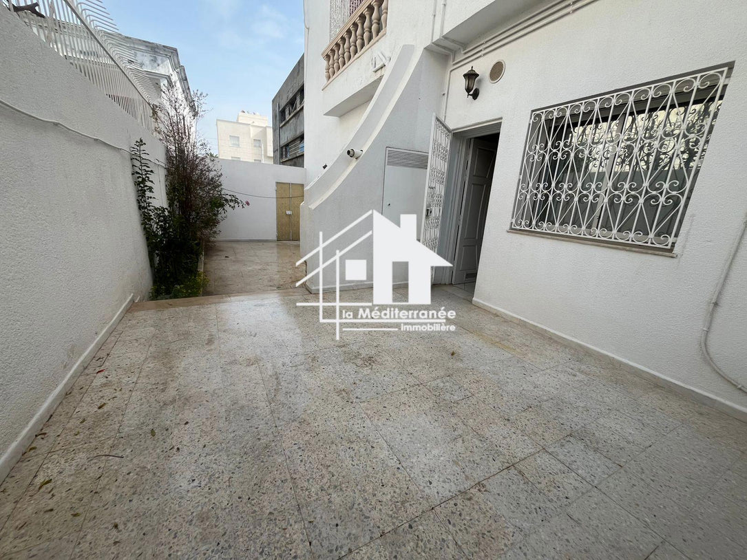 A louer s+4 à Jardin de Carthage