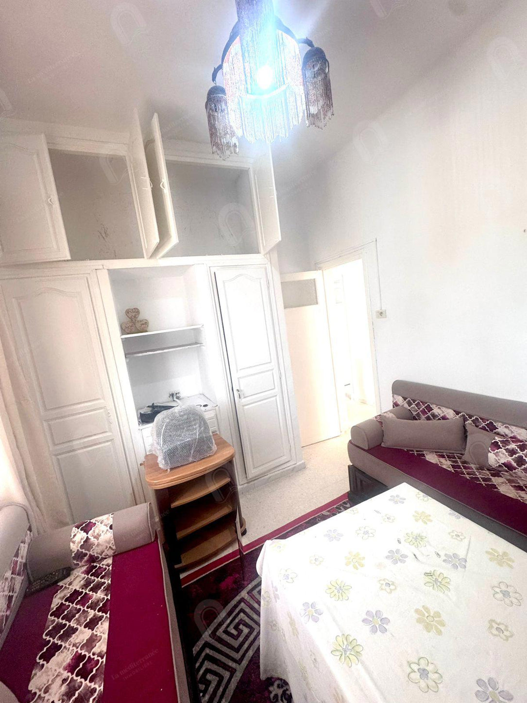 A louer étage de villa S+2 vide Rdc indépendant  à saidia