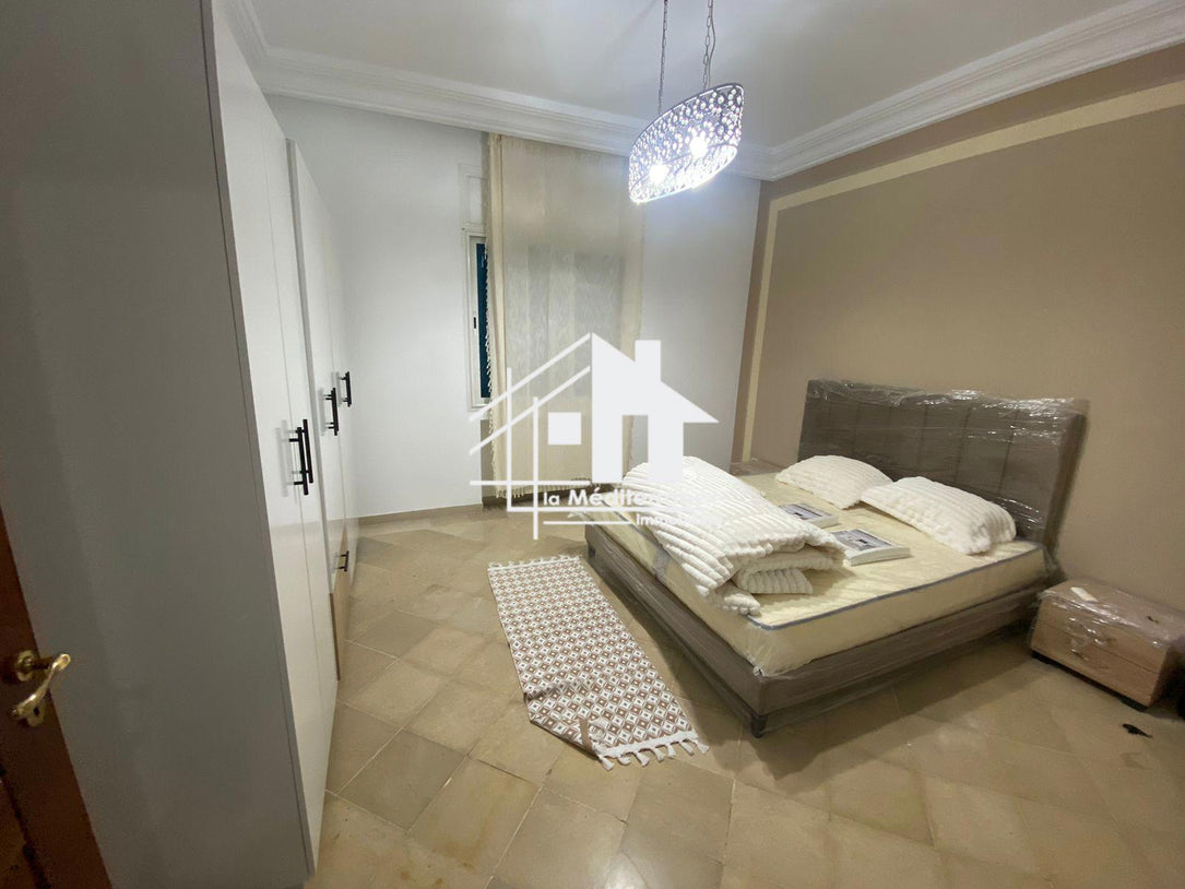Un appartement S+2 meublé à louer au lac 2