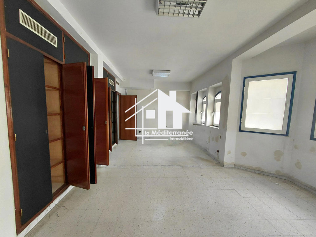 A louer Bureau h+4 au centre ville Tunis