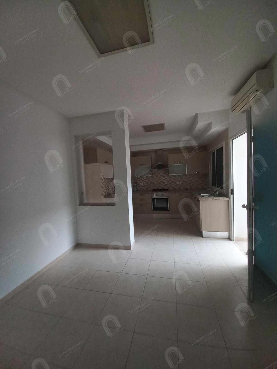 A louer un appartement s+3 spacieux à Ezzahra