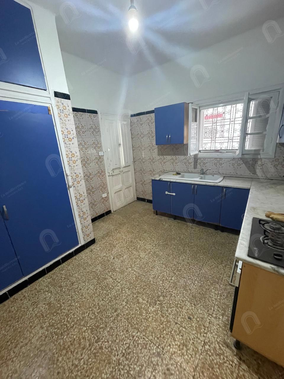 A louer une villa S+4 indépendante au bardo lahneya