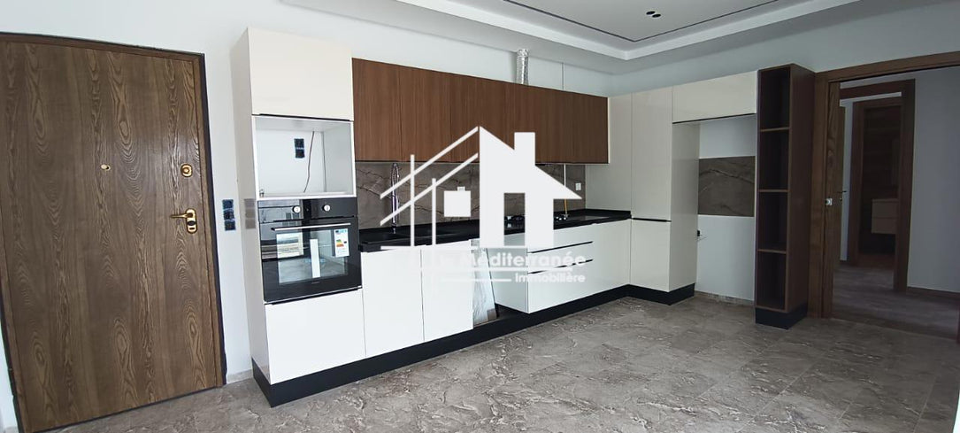 A vendre appartement S+2 à Chotrana 1