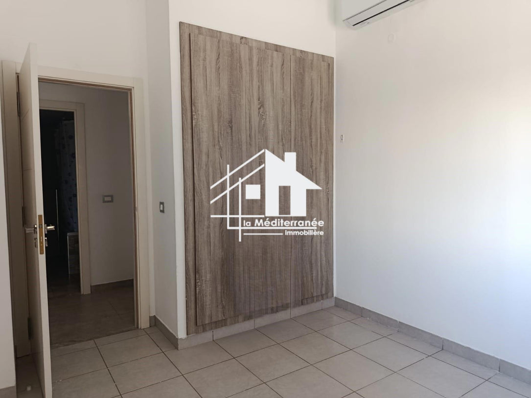 Appartement S+4 aux jardins de carthage