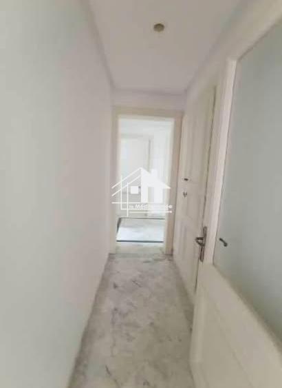 A louer appartement S+3 à Ennassr