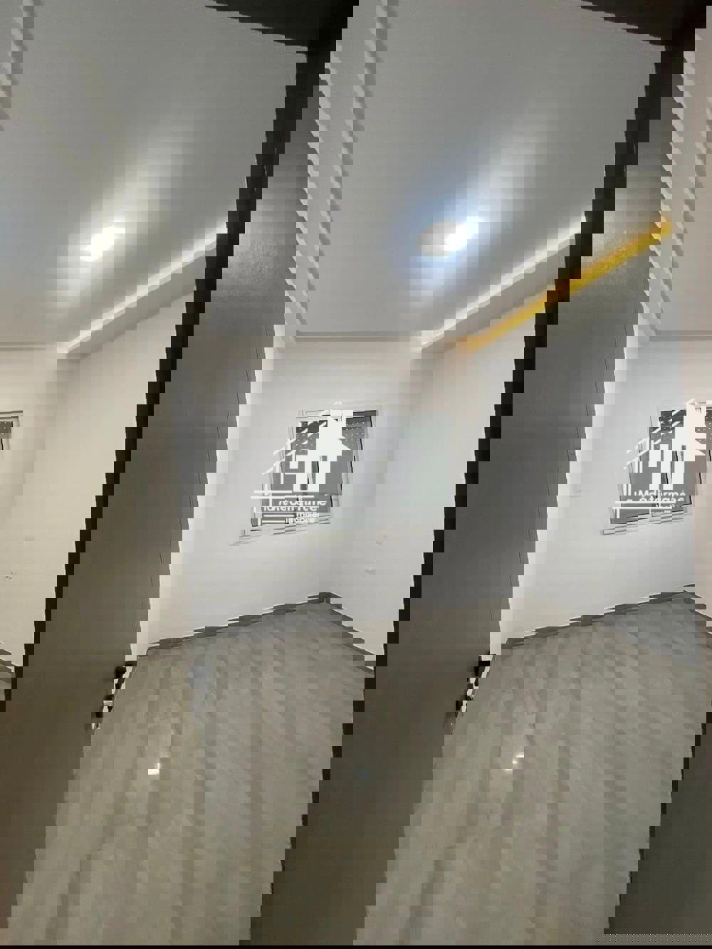 Appartement S+1 à coté clinique soukra