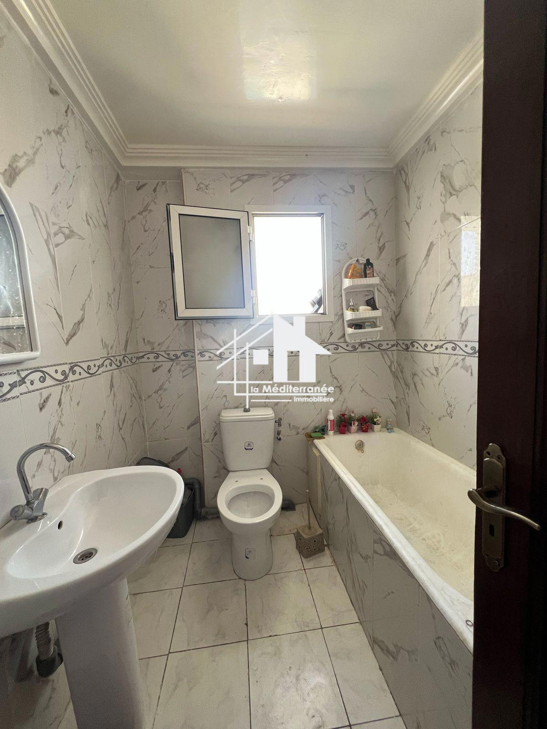 A louer appartement S+3 au Bardo cité sekik