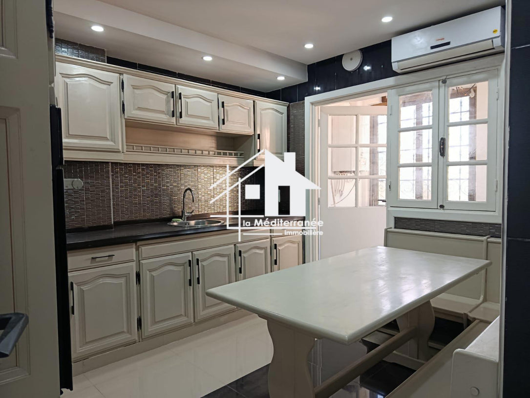 Appartement S+3 au Lac 1