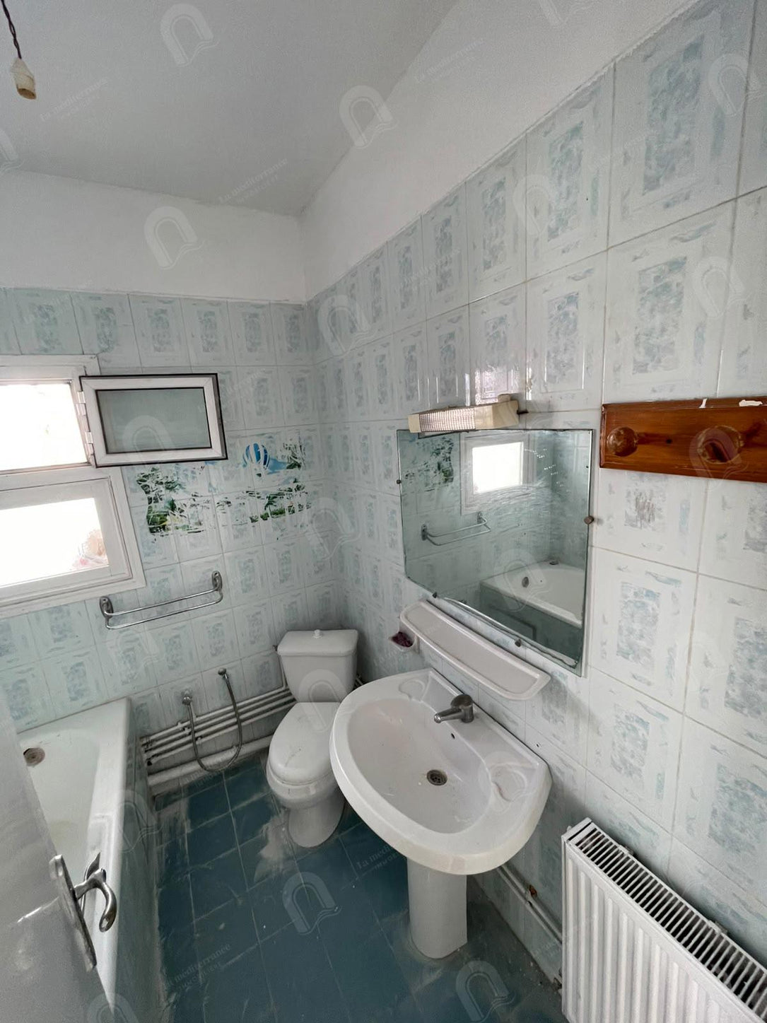 A vendre un appartement S+3 à cité ennasr
