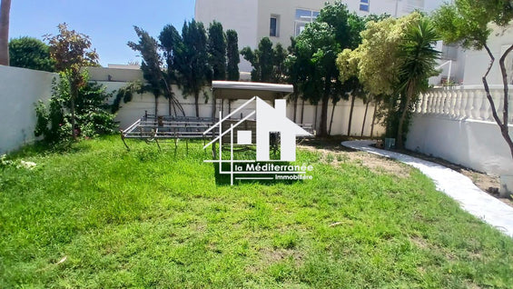 somptueuse villa de 653m² aux Jardins de Carthage