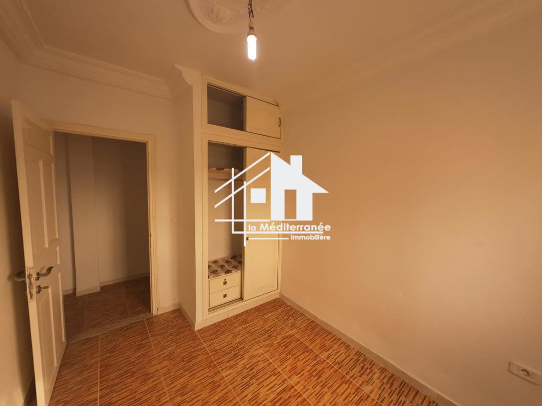 A louer étage de villa S+4 à manouba