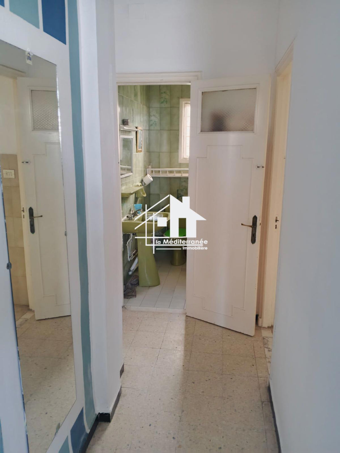 A louer étage de villa S+1 meublé au bardo