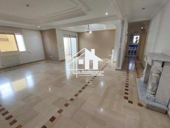 A louer un grand s+3 à la soukra