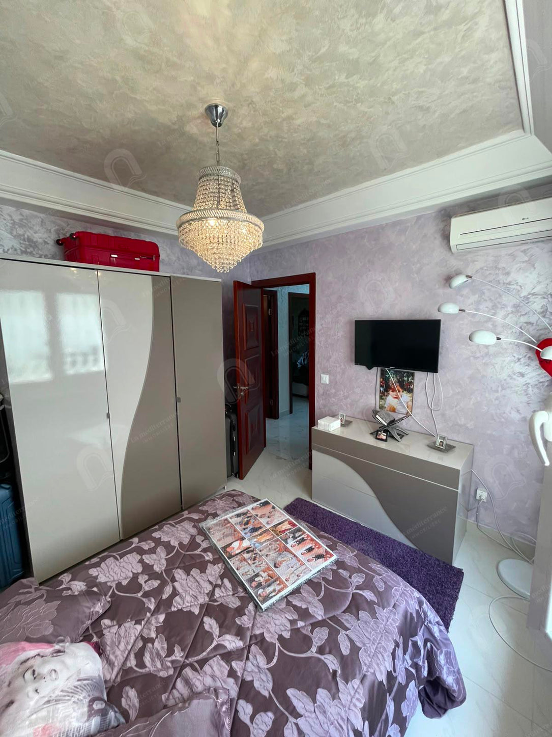 A vendre un appartement S+3 hst au bardo hedi chaker