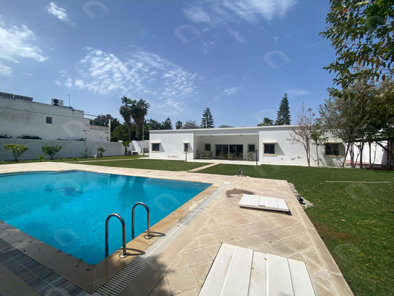 A vendre villa en s+5