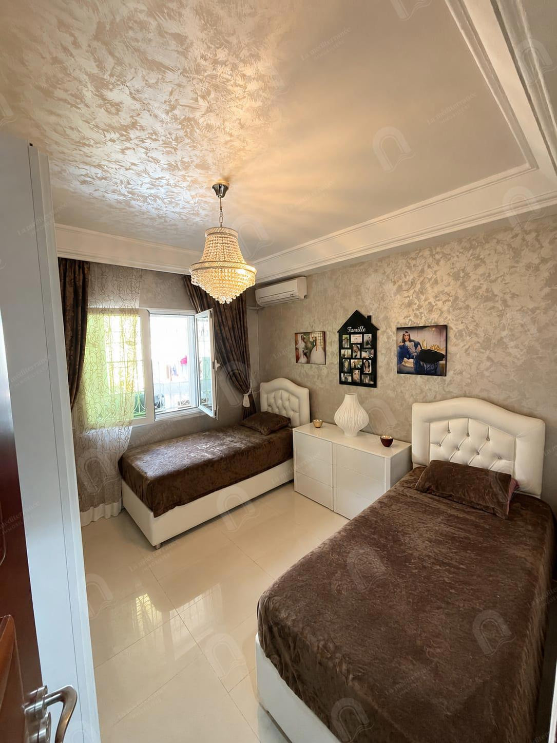A vendre un appartement S+3 hst au bardo hedi chaker