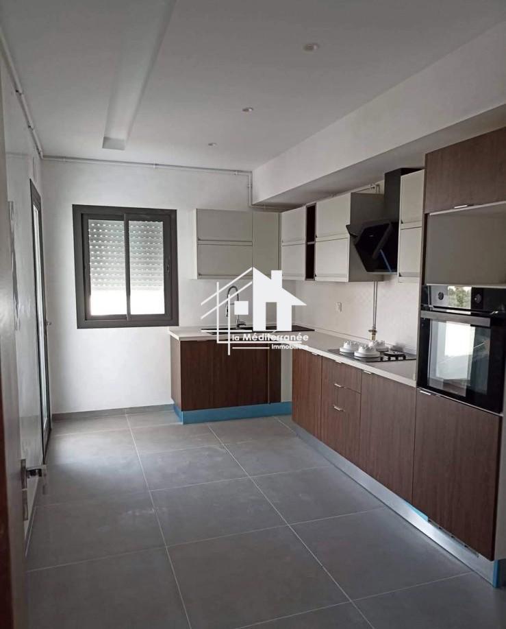 A louer s+4 à jardin de Carthage