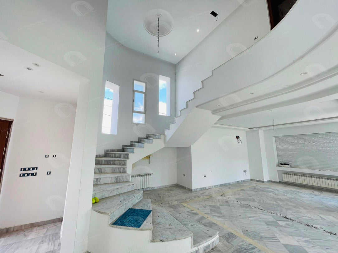 Villa a vendre à chotrana 3