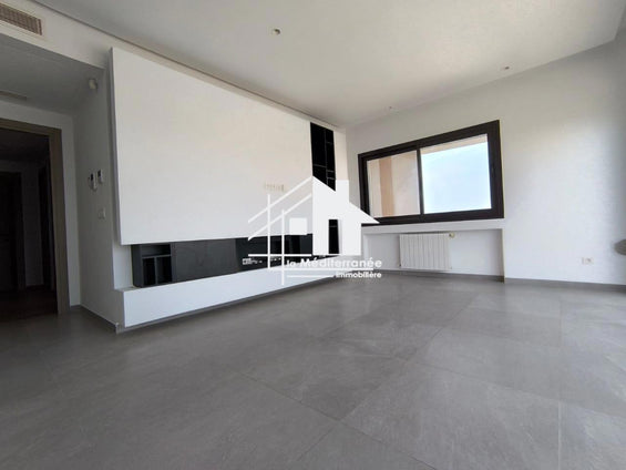 un appartement s+2 dans une résidence gardée