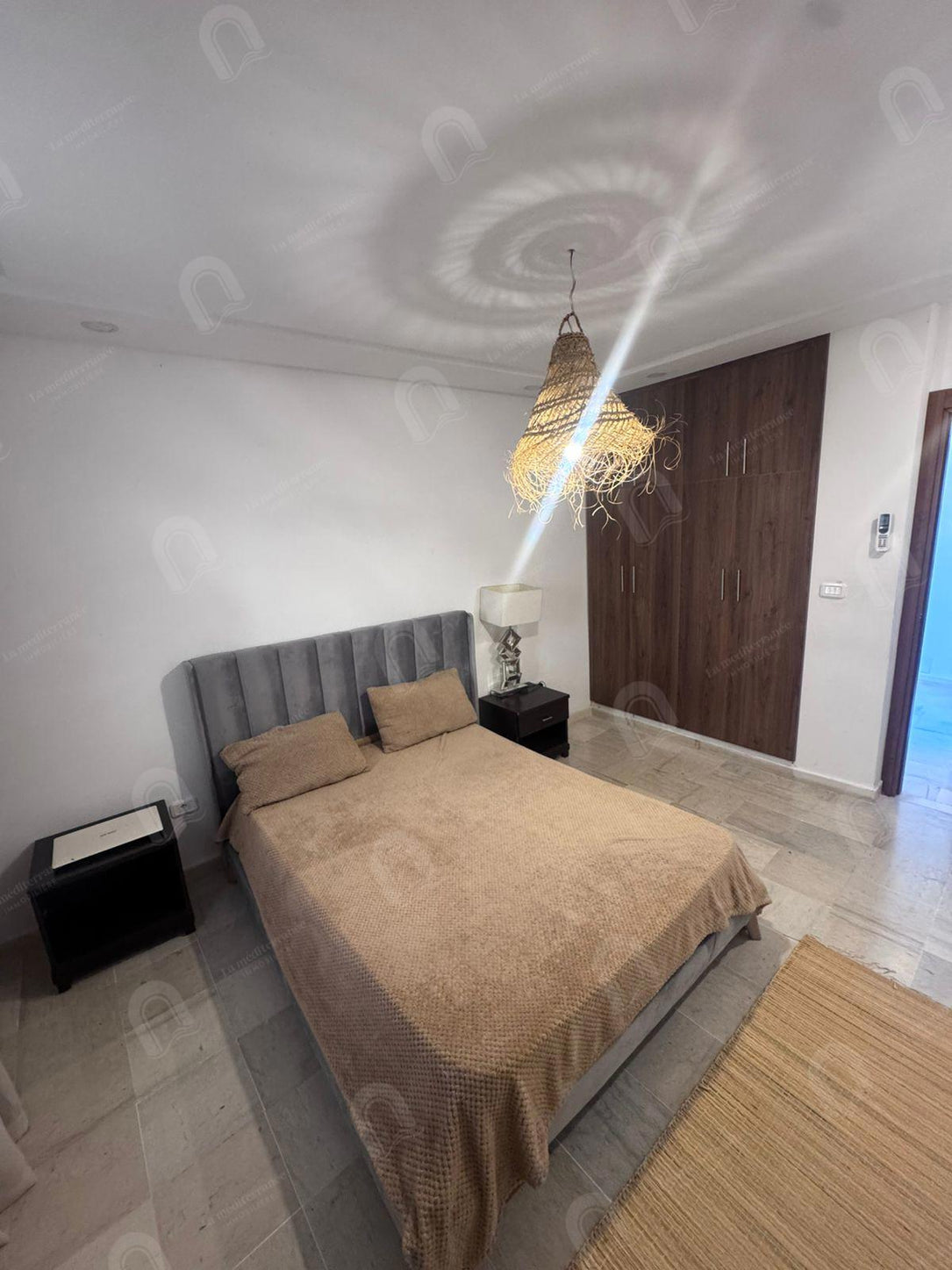 A louer un appartement S+3 hst meublé à denden