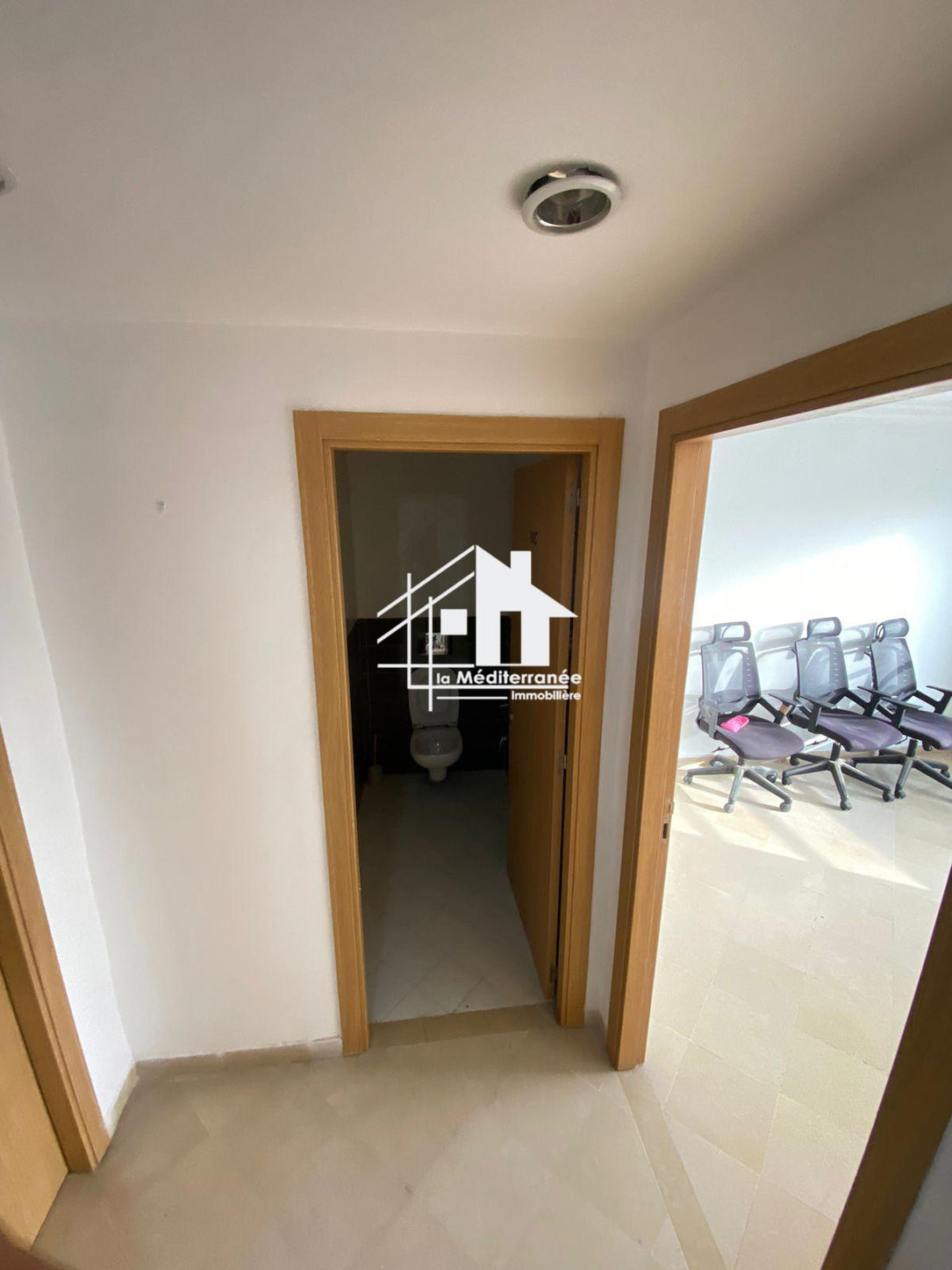 A louer bureau H+4 à beb saadoun