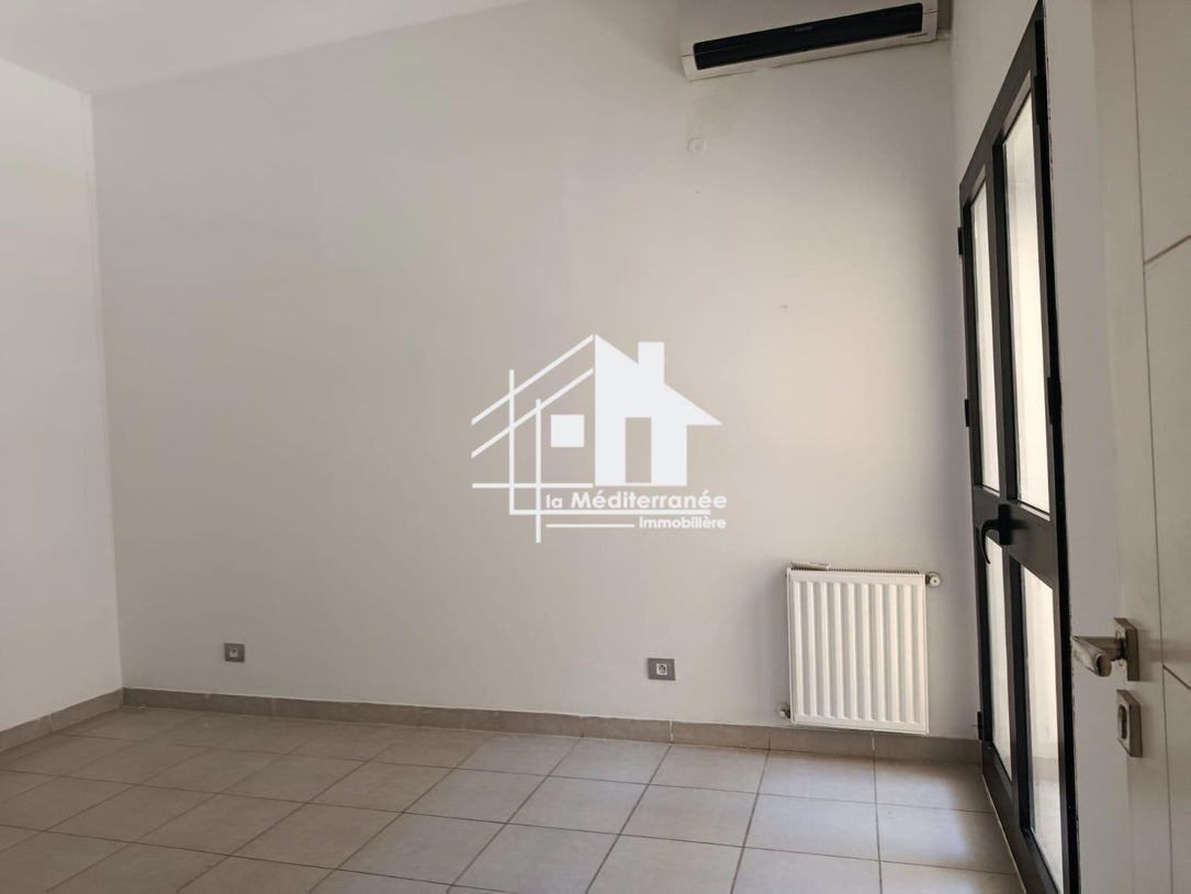Appartement S+4 aux jardins de carthage