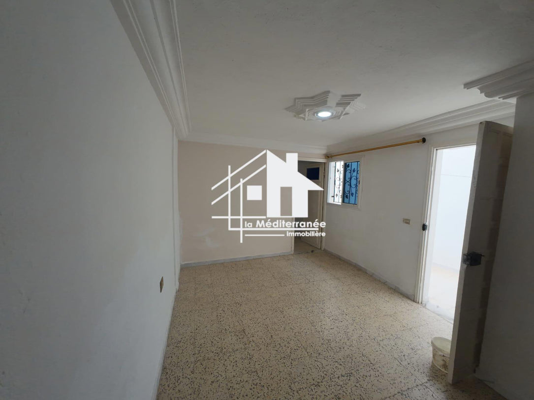 A louer étage de villa S+1 rdc