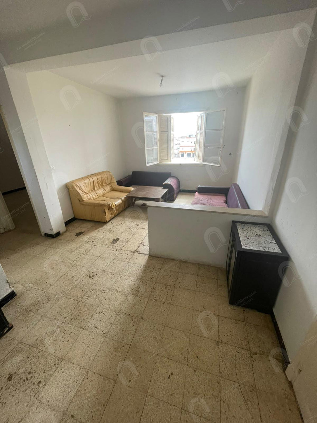 A louer un appartement S+2 à khaznadar