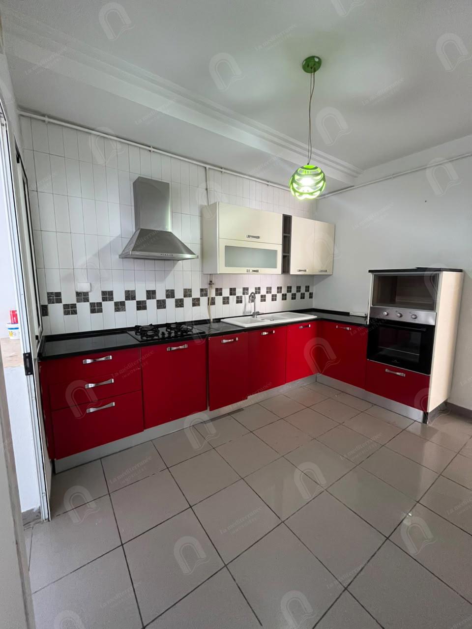 A louer un Appartement S+3